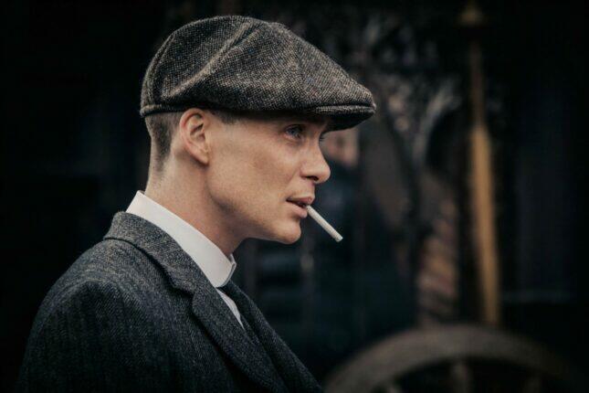 Van-Helder-Design-58-scaled-1 Glasschilderij - Exclusive - Liggend - Peaky Blinders Smoke - meubelboutique.nl